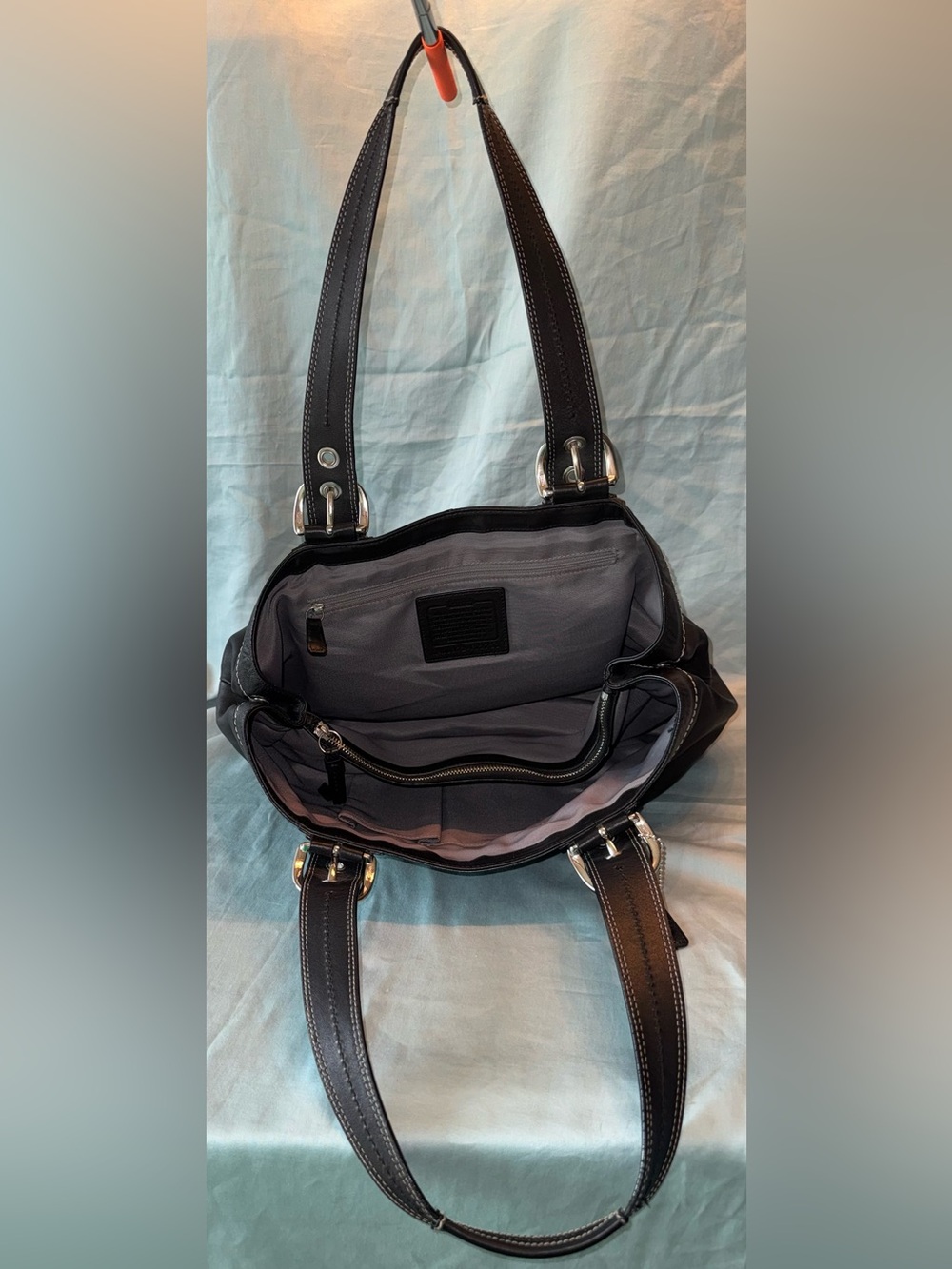 Coach Soho Pleated Large Tote with Contrast Stitching F13733 - Picture 8 of 14